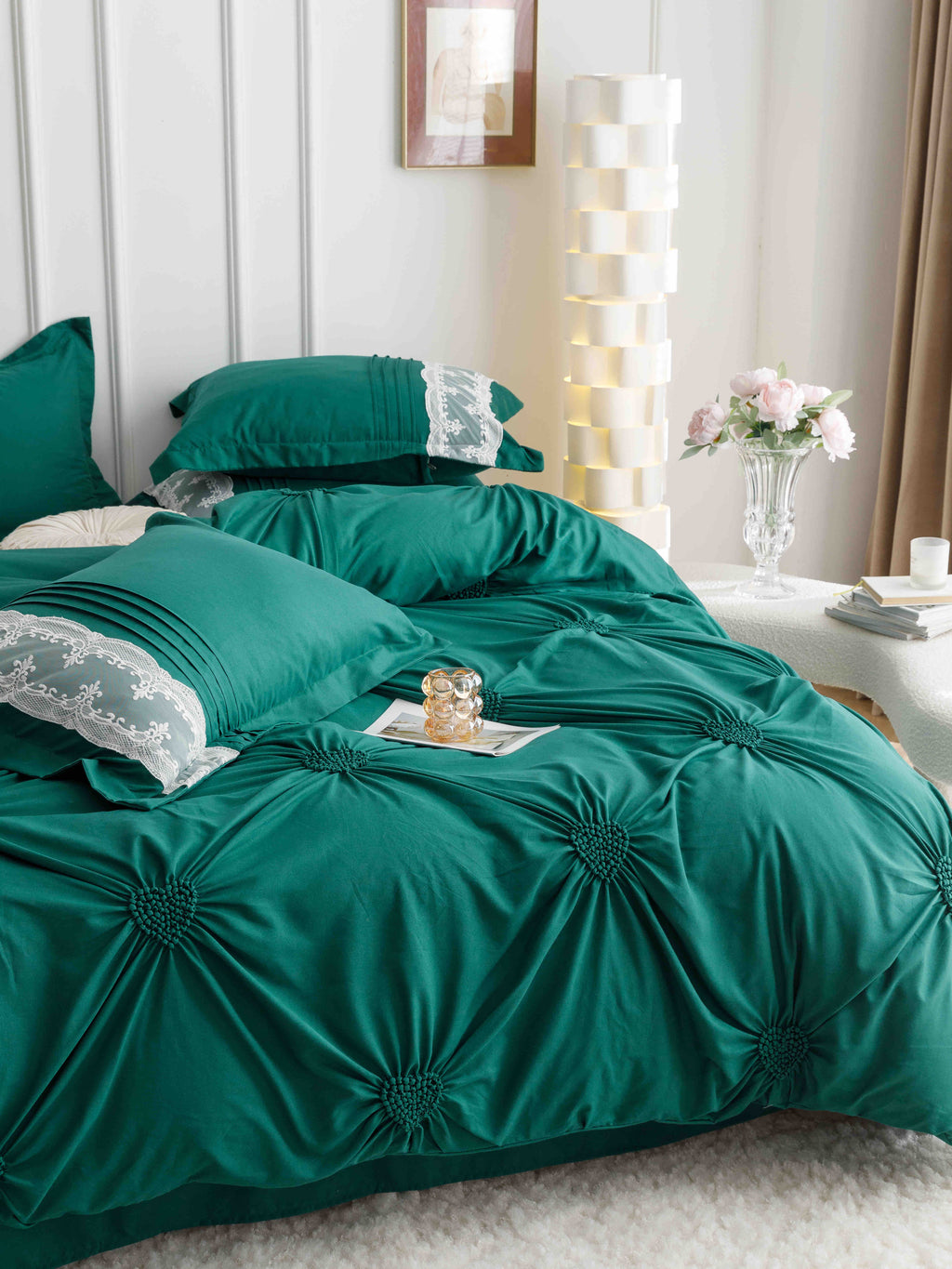 Lenjerie de Pat din Finet Premium cu Inimi Brodate, 6 piese - Verde Smarald
