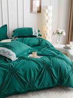Lenjerie de Pat din Finet Premium cu Inimi Brodate, 6 piese - Verde Smarald