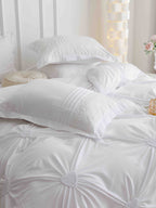 Lenjerie de Pat din Finet Premium cu Inimi Brodate, 6 piese - Alb